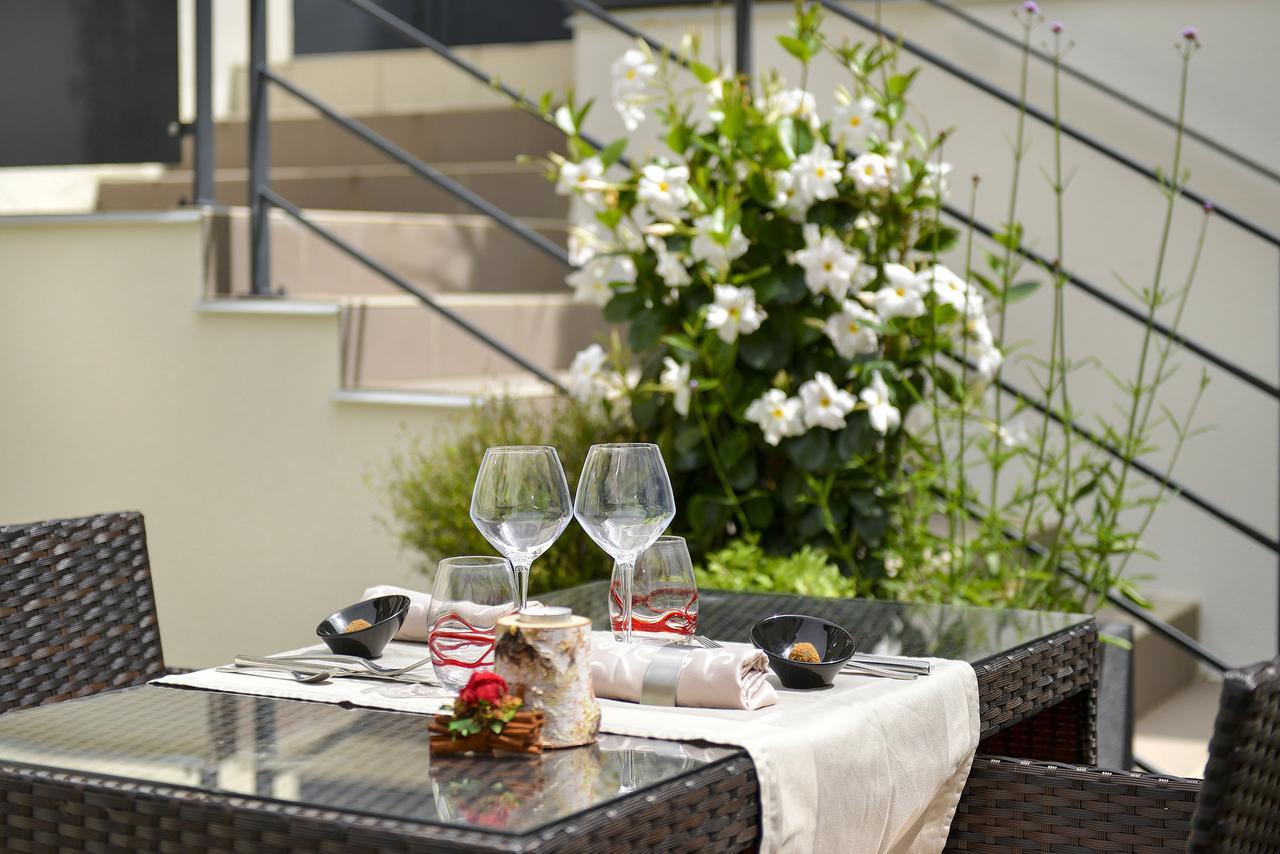 Logis Hotel Spa Restaurant Au Site Normand Clecy Ngoại thất bức ảnh