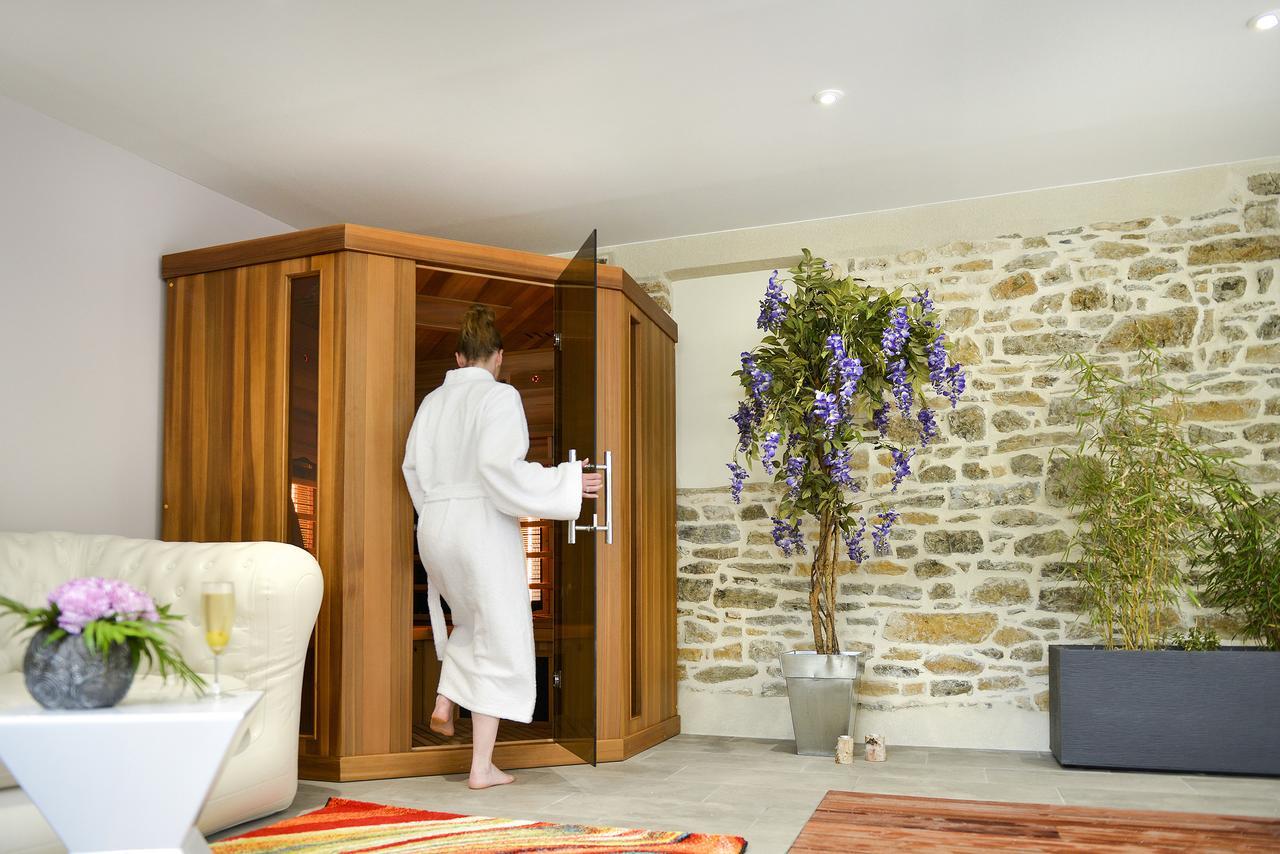 Logis Hotel Spa Restaurant Au Site Normand Clecy Ngoại thất bức ảnh